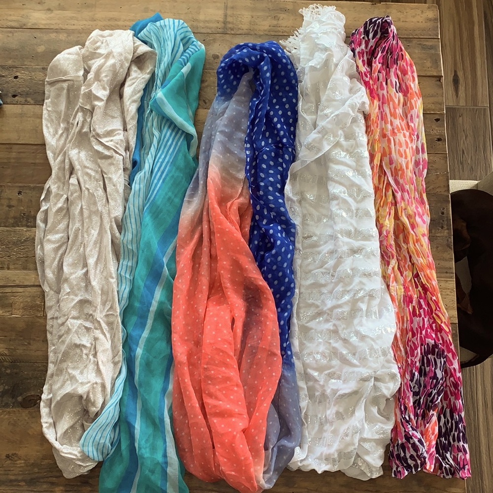 5 Thick Scarves